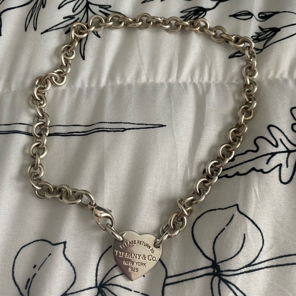 Return To Tiffany Heart Choker - Picture 2 of 3